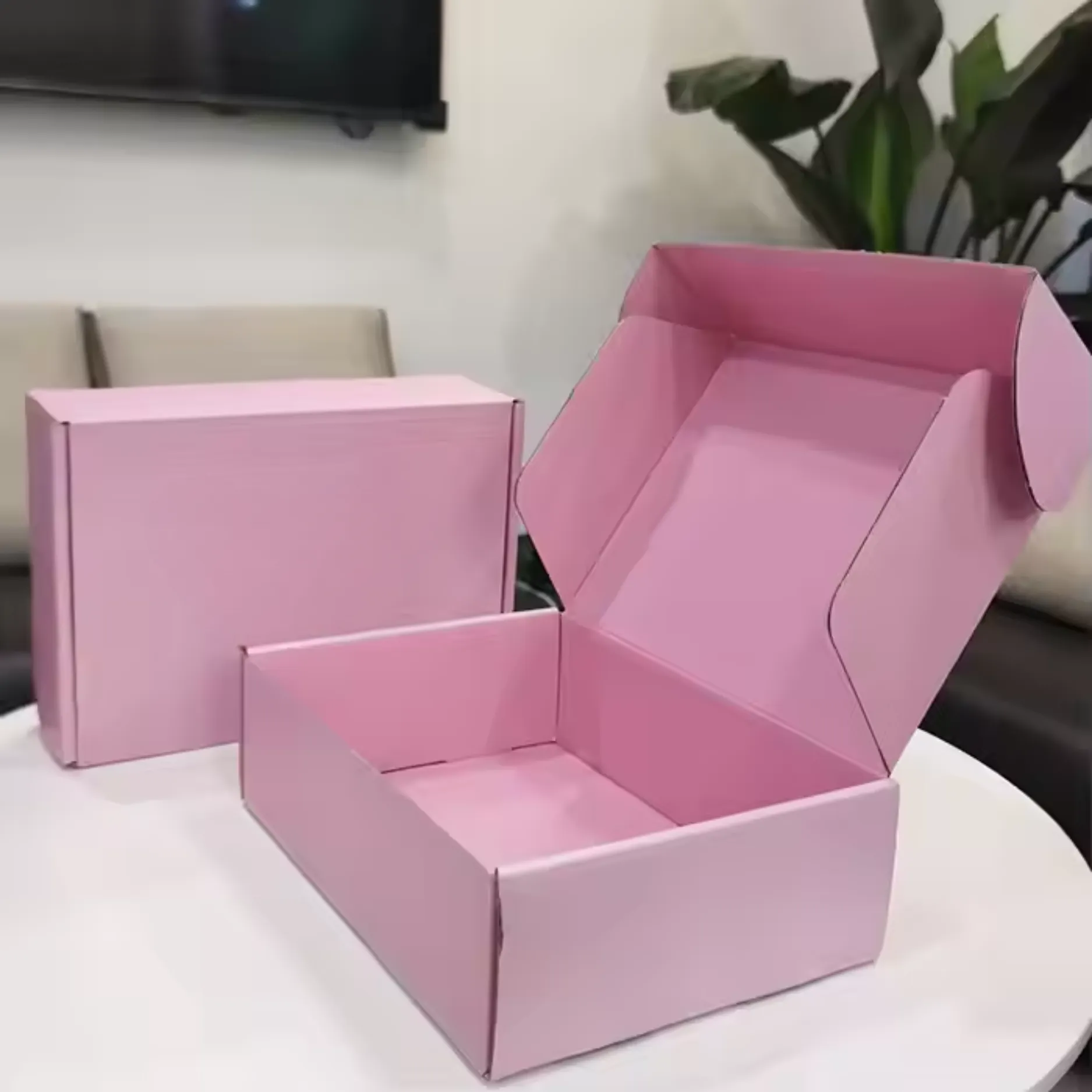 Apparel Boxes