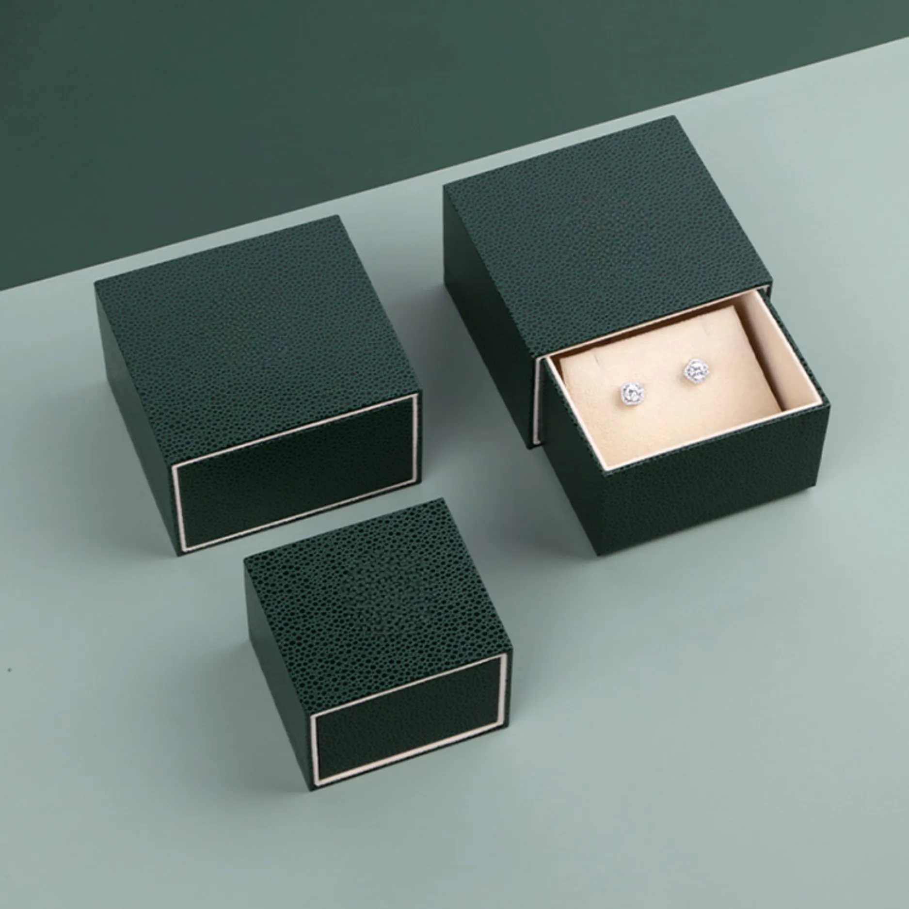 Earring Box
