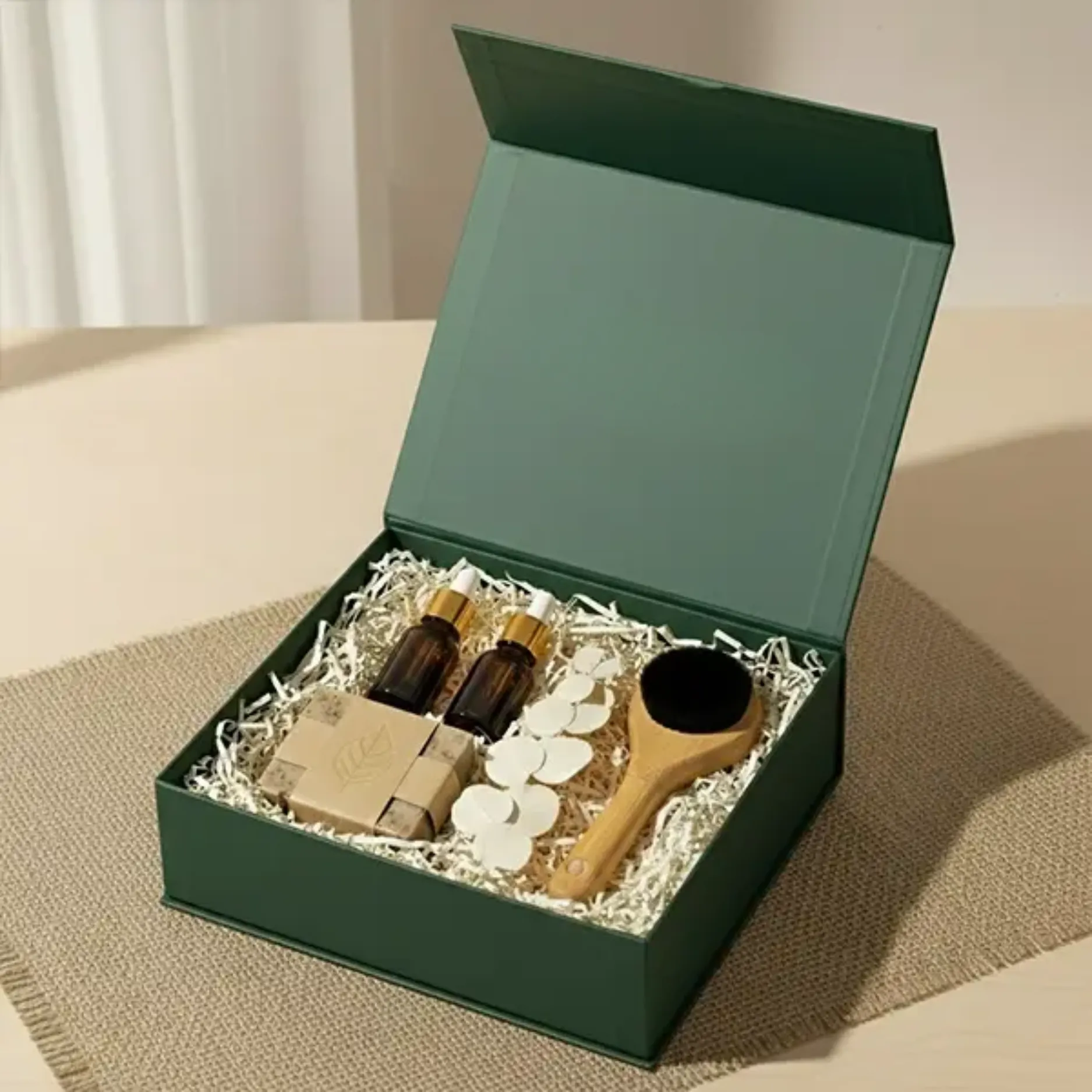 Magnetic Closure Boxes